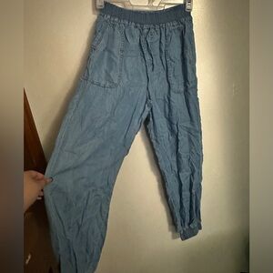 Lose Jean styles pants